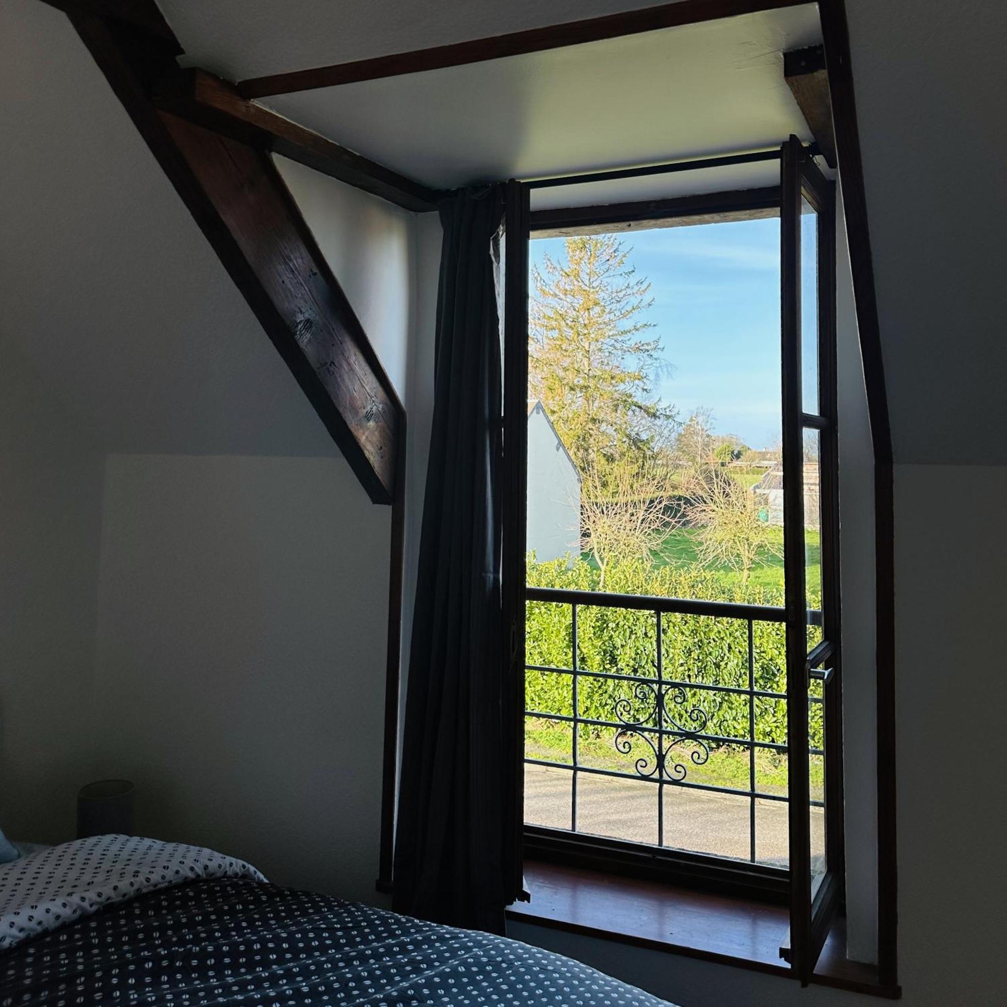 Gites Les Coquelicots Longueville  외부 사진