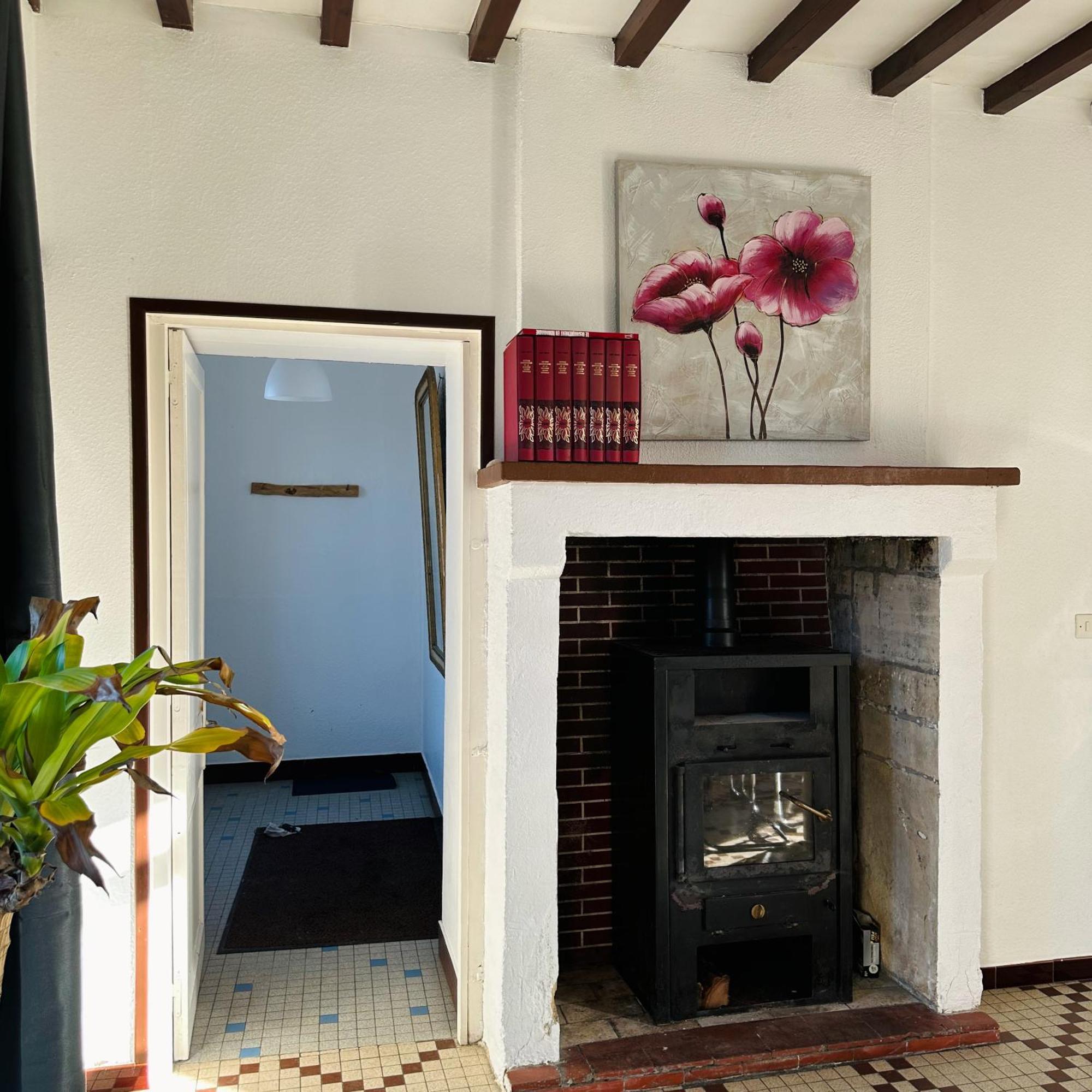 Gites Les Coquelicots Longueville  외부 사진